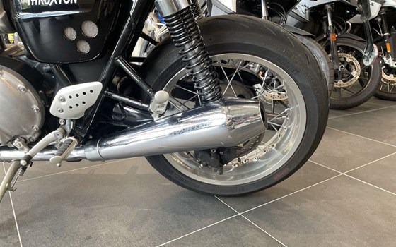 Gebrauchtmotorrad Triumph Thruxton 1200 - Bild 11