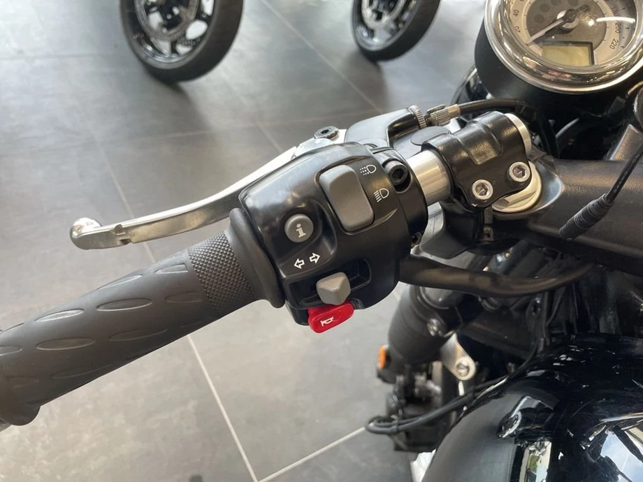 Angebot Triumph Thruxton 1200 Bild 7: Angebot Triumph Thruxton 1200