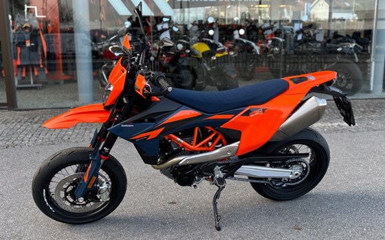 Neufahrzeug KTM 690 SMC R - Bild 11