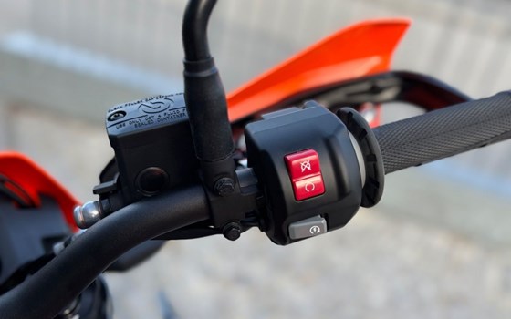 Neufahrzeug KTM 690 SMC R - Bild 17