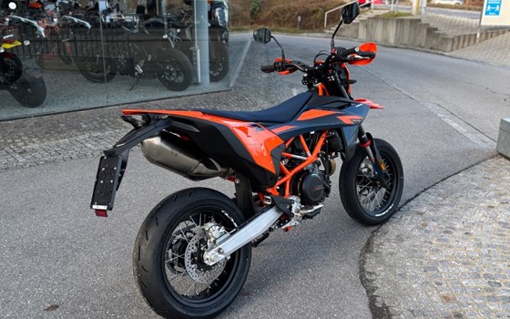 Neufahrzeug KTM 690 SMC R - Bild 7