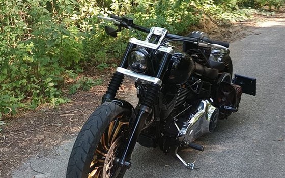 Gebrauchtmotorrad Harley-Davidson Softail Breakout FXSB - Bild 5 Gebrauchtmotorrad Harley-Davidson Softail Breakout FXSB - Bild 5