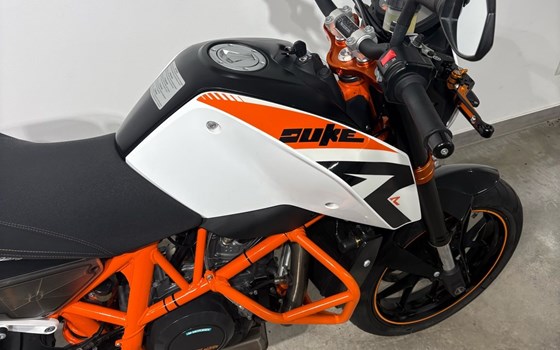 Gebrauchtmotorrad KTM 690 Duke R - Bild 5 Gebrauchtmotorrad KTM 690 Duke R - Bild 5