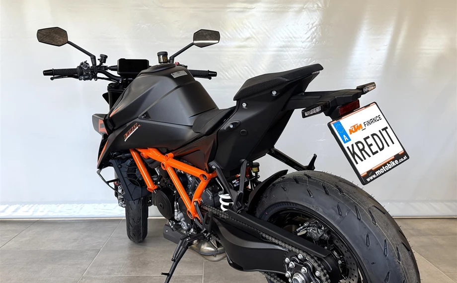Angebot KTM 1390 Super Duke R EVO Bild 5: Angebot KTM 1390 Super Duke R EVO