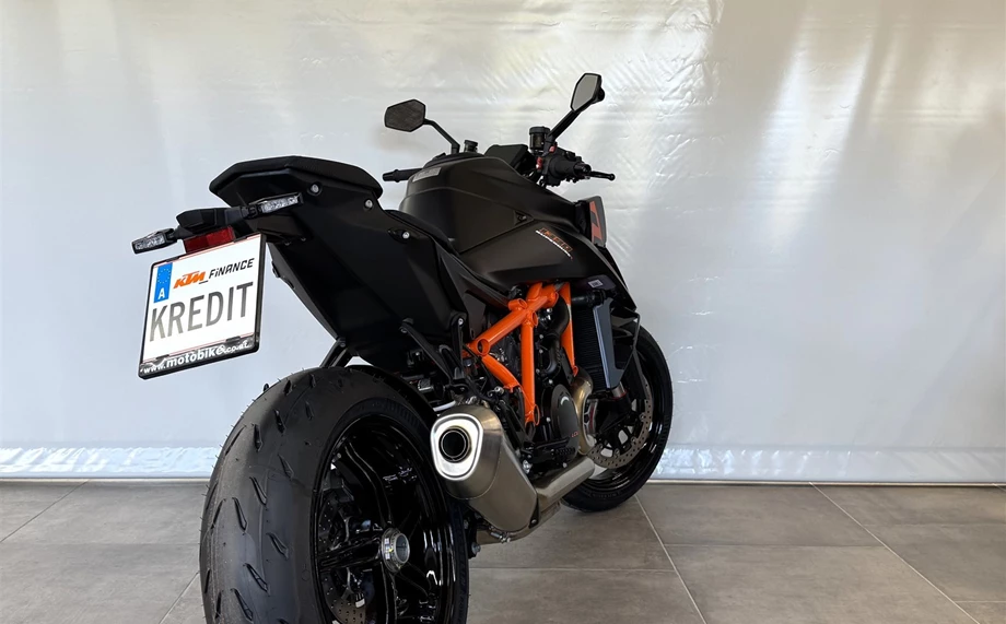 Angebot KTM 1390 Super Duke R EVO Bild 6: Angebot KTM 1390 Super Duke R EVO