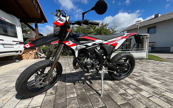 Gebrauchtmotorrad Beta RR 2T 50 - Bild 1 Gebrauchtmotorrad Beta RR 2T 50 - Bild 1