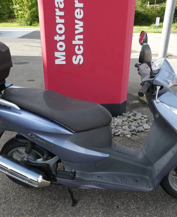 Honda SES 125 Dylan