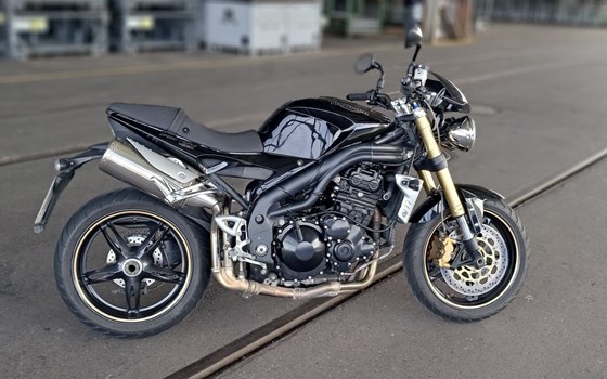 Gebrauchtmotorrad Triumph Speed Triple 1050 - Bild 9