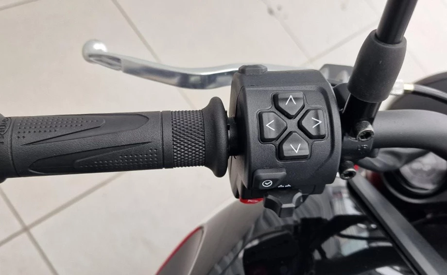 Angebot Triumph Trident 660 Bild 10: Angebot Triumph Trident 660