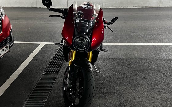 Gebrauchtmotorrad Triumph Speed Triple 1200 RR - Bild 5 Gebrauchtmotorrad Triumph Speed Triple 1200 RR - Bild 5