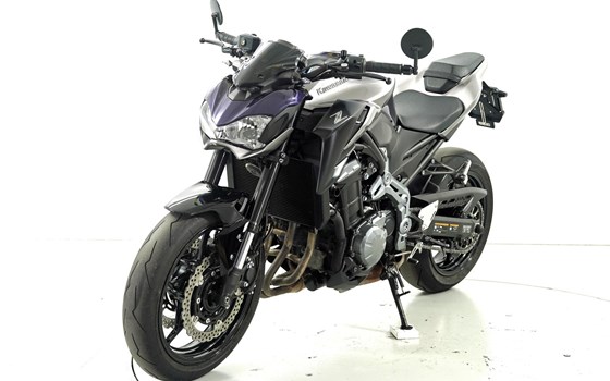 Motorrad Occasion Kawasaki Z900 - Bild 3