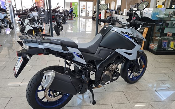 Gebrauchtmotorrad Suzuki V-Strom 1050 - Bild 2 Gebrauchtmotorrad Suzuki V-Strom 1050 - Bild 2