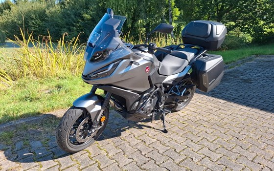 Gebrauchtmotorrad Honda NT1100 DCT - Bild 3