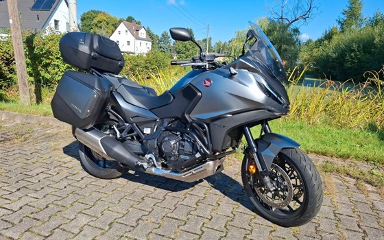 Gebrauchtmotorrad Honda NT1100 DCT - Bild 6