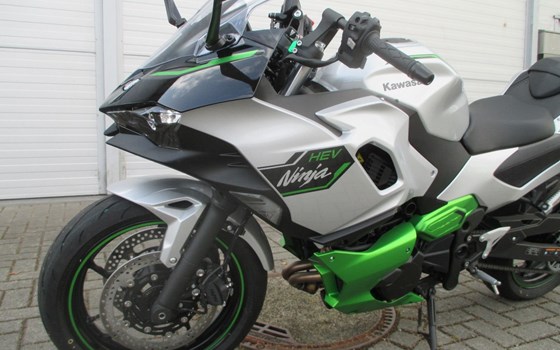 Gebrauchtmotorrad Kawasaki Ninja 7 Hybrid - Bild 10