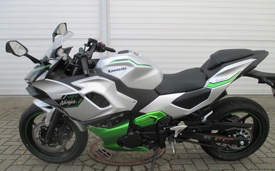 Gebrauchtmotorrad Kawasaki Ninja 7 Hybrid - Bild 11