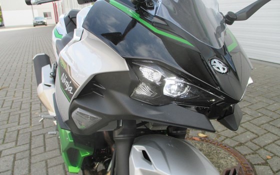 Gebrauchtmotorrad Kawasaki Ninja 7 Hybrid - Bild 6