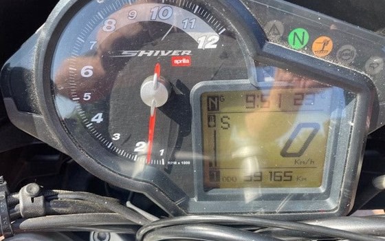 Gebrauchtmotorrad Aprilia Shiver 750 - Bild 9