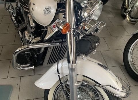 Gebrauchtmotorrad Kawasaki VN 1500 Classic - Bild 2