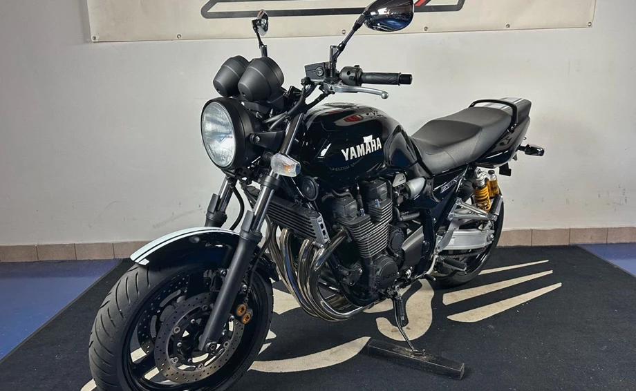 Angebot Yamaha XJR 1300 Bild 9: Angebot Yamaha XJR 1300