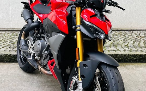 Gebrauchtmotorrad Ducati Streetfighter V2 S - Bild 3