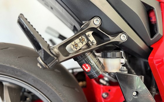 Gebrauchtmotorrad Honda CB 1000 R - Bild 8