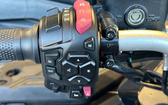 Neufahrzeug CFMOTO CFORCE 1000 Touring Pro - Bild 23