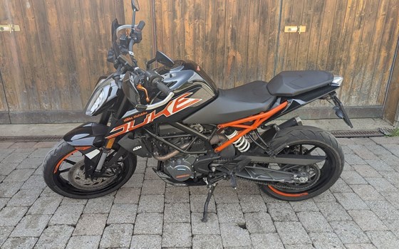 Gebrauchtmotorrad KTM 125 Duke - Bild 1