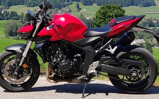 Gebrauchtmotorrad Honda CB1000 Hornet - Bild 2