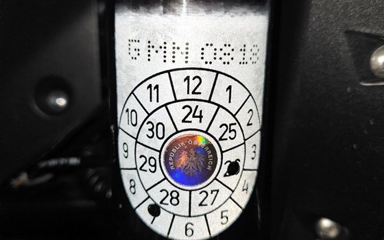 Gebrauchtmotorrad KTM 690 Duke - Bild 3