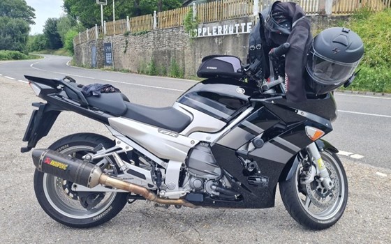 Gebrauchtmotorrad Yamaha FJR 1300 - Bild 9 Gebrauchtmotorrad Yamaha FJR 1300 - Bild 9