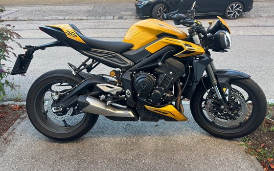 Gebrauchtmotorrad Triumph Street Triple 765 RS - Bild 6 Gebrauchtmotorrad Triumph Street Triple 765 RS - Bild 6