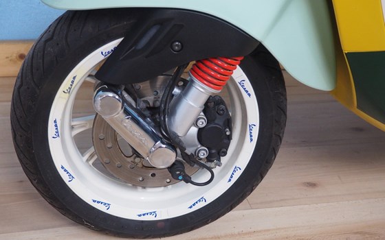 Gebrauchtmotorrad Vespa Primavera 50 Sean Wotherspoon - Bild 12 Gebrauchtmotorrad Vespa Primavera 50 Sean Wotherspoon - Bild 12