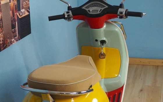 Gebrauchtmotorrad Vespa Primavera 50 Sean Wotherspoon - Bild 26 Gebrauchtmotorrad Vespa Primavera 50 Sean Wotherspoon - Bild 26