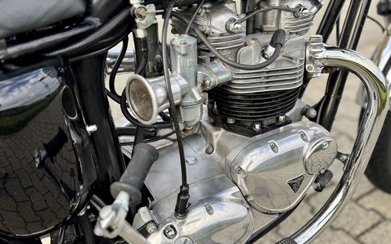 Motorrad Occasion Triumph Bonneville T140V - Bild 7