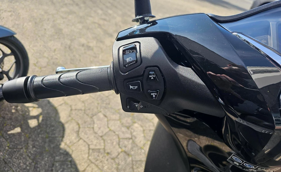 Angebot Honda SH125i Bild 4: Angebot Honda SH125i