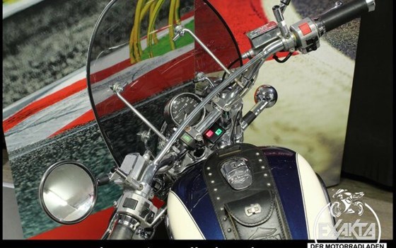 Gebrauchtmotorrad Suzuki Intruder VS 1400 - Bild 10