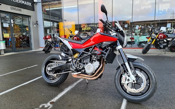 Gebrauchtmotorrad Husqvarna Nuda 900 R - Bild 4 Gebrauchtmotorrad Husqvarna Nuda 900 R - Bild 4