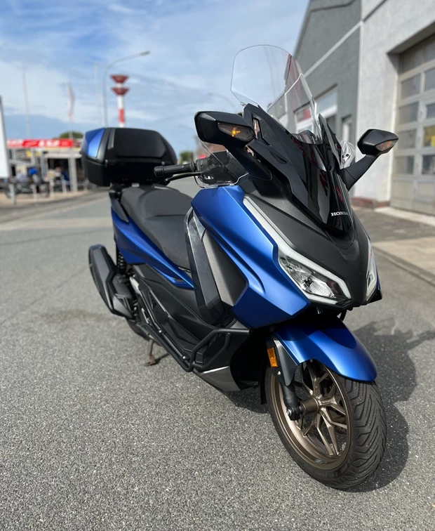 Honda Forza 350