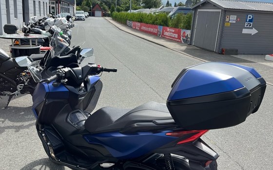 Gebrauchtmotorrad Honda Forza 350 - Bild 7