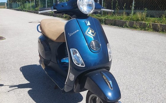 Gebrauchtmotorrad Vespa LX 50 2T - Bild 1 Gebrauchtmotorrad Vespa LX 50 2T - Bild 1