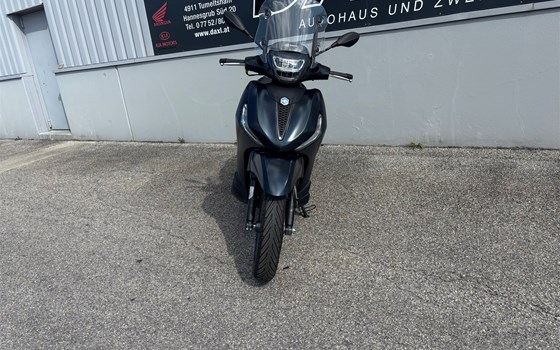 Gebrauchtmotorrad Piaggio Beverly 400 - Bild 6 Gebrauchtmotorrad Piaggio Beverly 400 - Bild 6