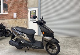 Neumotorrad Suzuki Avenis 125