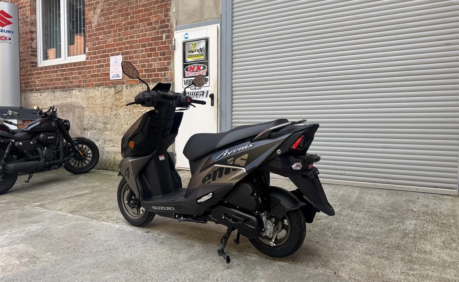 Angebot Suzuki Avenis 125 Bild 7: Angebot Suzuki Avenis 125