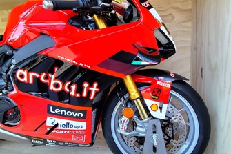 Ducati Panigale V4 S