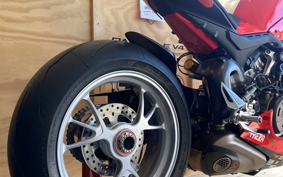 Neufahrzeug Ducati Panigale V4 S - Bild 7