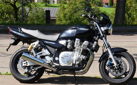Gebrauchtmotorrad Yamaha XJR 1300 - Bild 1