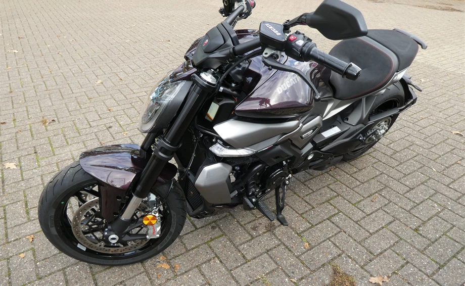 Angebot Ducati XDiavel V4 Bild 4: Angebot Ducati XDiavel V4