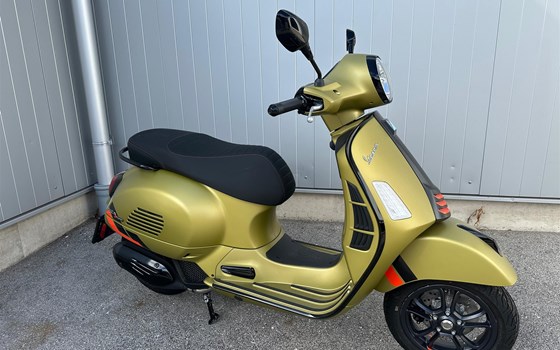 Neufahrzeug Vespa GTS 125 Super Sport - Bild 1 Neufahrzeug Vespa GTS 125 Super Sport - Bild 1