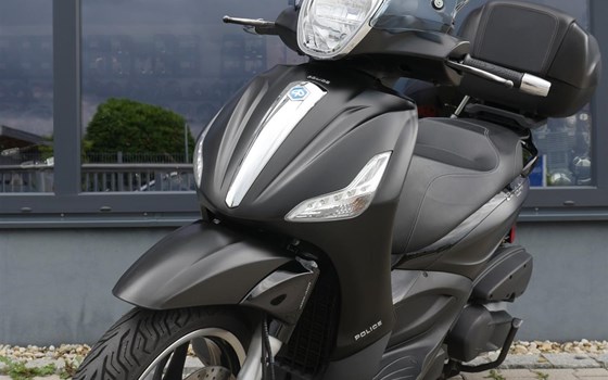 Gebrauchtmotorrad Piaggio Beverly 350ie Police ABS/ASR - Bild 7